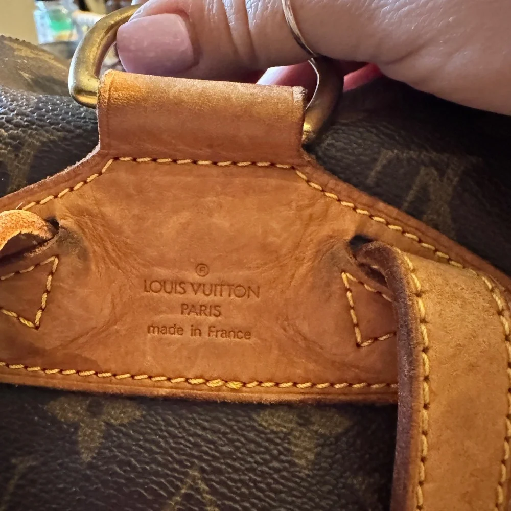 Louis Vuitton backpack - Picture 4 of 7